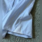 Saks 5th Avenue Saks Fifth Avenue Classic Blue Button Down Collared Shirt Womens Size 6 NWT Photo 4