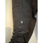 Lululemon  Women's Ruched Scrunch Capri Leggings Black Size 4 Yoga Running Photo 3