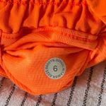 Lululemon  Hotty Hot High-Rise Shorts 2.5" Photo 3