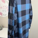 Beautiful NWTs Women’s Flannel Top Size L Blue Size L Photo 4