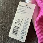 NWT Jockey Pink and White Ribbed Sports Bra size small Photo 5