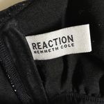 Kenneth Cole REACTION.  bust 34 Photo 11