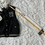 New Look Juniors full zip Color block hooded Varsity Jacket size Large Photo 10