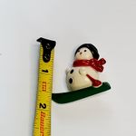 Vtg Avon Snowman Skiing Brooch Pin Winter Holiday Christmas 1.5" Made Hong Kong White Photo 2