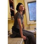 Playboy by PacSun Womens Tee Sz XS Gray Classic Ribbed Shirt Cropped Top Photo 2