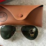 Ray-Ban  Aviator Sunglasses Photo 1