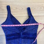 Mac Duggal  Blue Sequin Beaded Sheath V-Neck Sleeveless Prom Formal Dress Photo 7