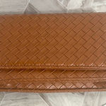Source Unknown Woven Tan Trifold Wallet Faux Leather Snap Closure 8”x4.5” Photo 0