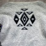 Elan  Sweater‎ With Fringe Photo 3
