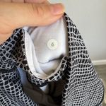 Lululemon  Black White Print Legging Womens 6 Athletic Yoga Running Workout Photo 5