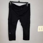 Lululemon  cropped leggings black animal print and mesh size 8 Photo 3