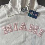 J. America Women’s White Embroidered MIAMI College Hoodie Size L NEW Photo 6