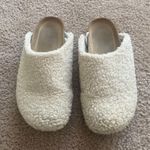 Target Sherpa Slides Photo 0