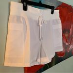 Women's Calia Journey Collection 4" Mid Rise Pure White Cargo Shorts NEW Size L Size L Photo 0