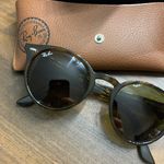 Ray-Ban Sunglasses Photo 0