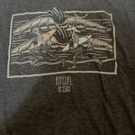Rip Curl  graphic tshirt  Photo 3