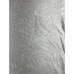 Patagonia  Medium Cream Crewneck Pocket Tee Photo 1