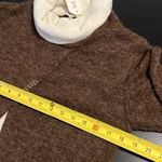 Yak & Yeti top NWT Brown Size M Photo 4