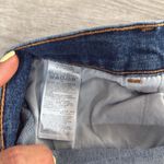 Old Navy  cuffed stretch Bermuda Jean shorts Photo 4