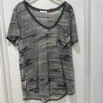 Socialite  short sleeve pocket t-shirt in camo Photo 1