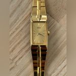 Seiko Luxury Ladies Watch Gold-Tone Dial, Case, Bracelet, Hands New Battery Photo 2