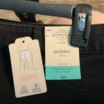 st. john's bay  Black Mid-Rise Skinny Jeans.. SIZE 24. NWT Photo 4