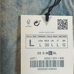 ZARA Unique Light Wash Denim Crop Top Frayed Hem Size L NWT Festival Layering 👖 Photo 3