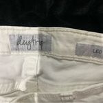 Daytrip  LEO White Denim Capri Jeans Photo 4