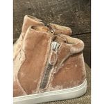 Kenneth Cole 6.5 W Gentle Souls Leather Lined Zip Sneakers Blush Pink Velvet Photo 1
