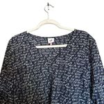 CAbi 5336 Womens Te Amo Blouse Extra Large Love Print Navy Blue Long Sleeve Top Photo 1