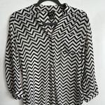 Rue 21  Black and White Chevron Women's Top Photo 2