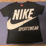 Nike Tshirt Photo 1