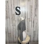 Akira gray crop top Photo 3
