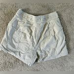 Lululemon  Dance Studio High-Rise Shorts 3.5” Mojave Tan Size 4 Like New Photo 6