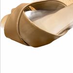 Dune London  tan patent leather cross toe size 7 sandal. Photo 3