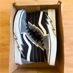 Vans  Black and Gray High-Top Sneakers
Bolt Women 9.5US Mens 8.0US Photo 10