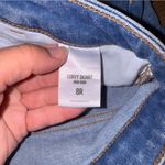 EXPRESS  Curvy High Rise Mom Jeans | Straight Leg Distressed | Size 8 Photo 8