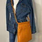 Tuci Italia Reptile Embossed Tan Leather Crossbody Shoulder Bag 12.5"x 11.25" Yellow Photo 0