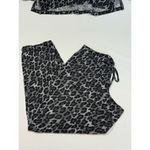 Natori Women’s 2 piece pant pajama set leopard size medium Photo 1