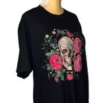 Black unisex T Photo 2