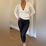 The Limited NICE PRETTY  sweater top💖🌷💗 Photo 2