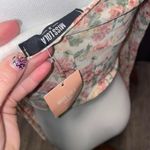 Miss lola floral top  Photo 2