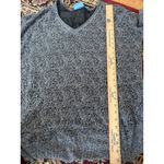 Vera Wang Simply Vera  Gray Knit Sweater V Neck Long Sleeve Pullover Top‎ M Photo 6