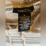 Rue 21 Cropped striped hoodie Photo 6