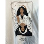 Netflix NWT Jerry Leigh School of Good & Evil Agatha Beige Shirt Sz Large Graphic‎ Print Photo 3