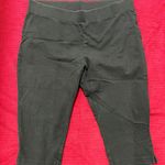 basic editions Large Basic Edition Black Capri Leggings Photo 0