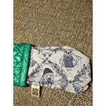 Oliver Thomas Quilted Pouch Teal Dog Print eyeglasses case EUC so cute Green Photo 6