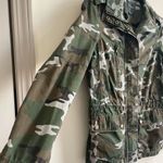 Love Tree Camouflage Jacket Size Small Full Zip pockets cinch waist Photo 2