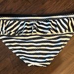 Kenneth Cole  Reaction Flirty Striped Swim Bottom. Blk & W  XL. EUC Photo 3