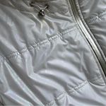 White Pearl women’s puffer size small Photo 2
